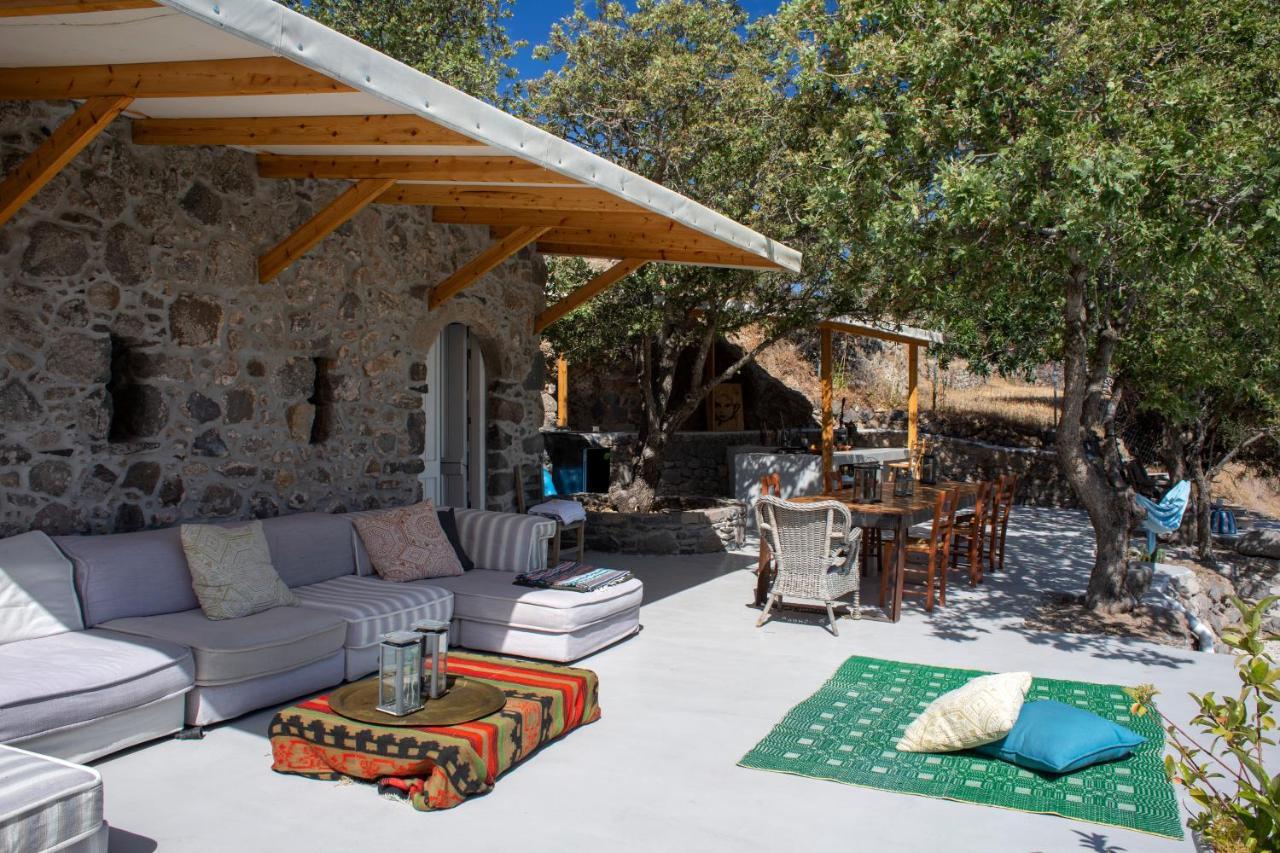 My Old Stone House In A 2 000 Sqm Private Garden With Fab Glamping Tent Mandraki  Екстер'єр фото
