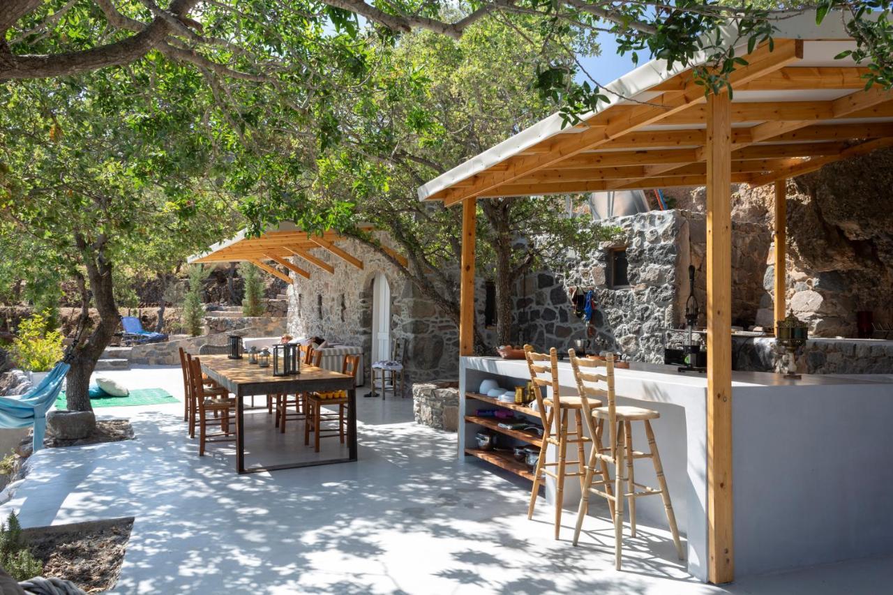 My Old Stone House In A 2 000 Sqm Private Garden With Fab Glamping Tent Mandraki  Екстер'єр фото