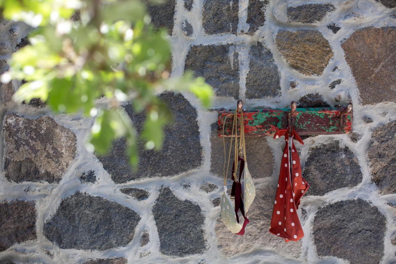 My Old Stone House In A 2 000 Sqm Private Garden With Fab Glamping Tent Mandraki  Екстер'єр фото
