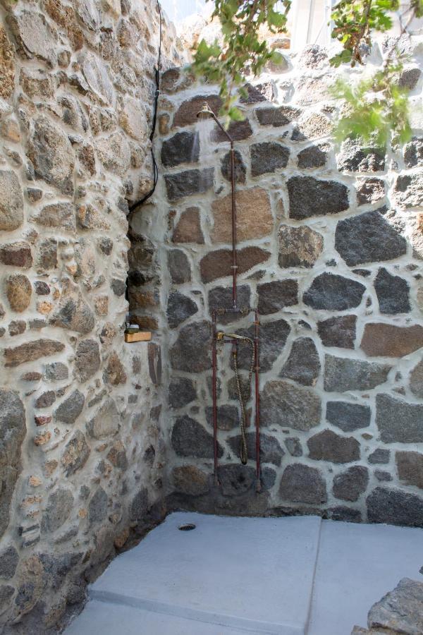 My Old Stone House In A 2 000 Sqm Private Garden With Fab Glamping Tent Mandraki  Екстер'єр фото