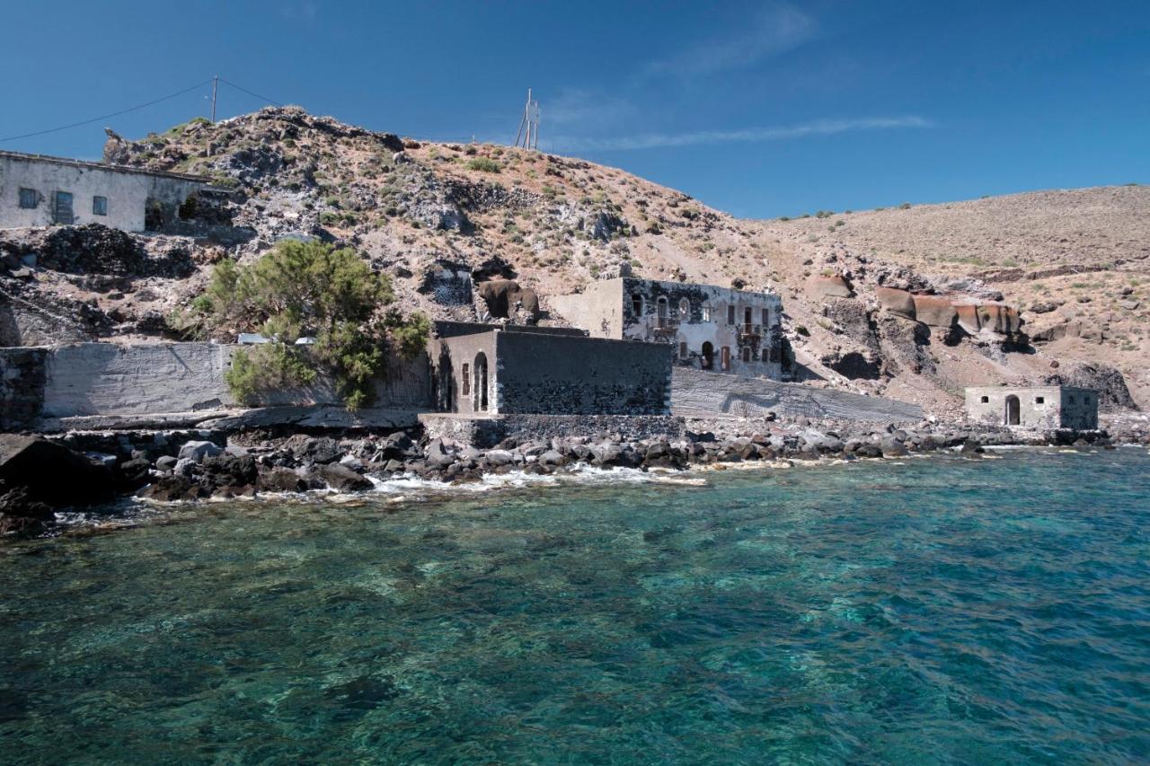 My Old Stone House In A 2 000 Sqm Private Garden With Fab Glamping Tent Mandraki  Екстер'єр фото